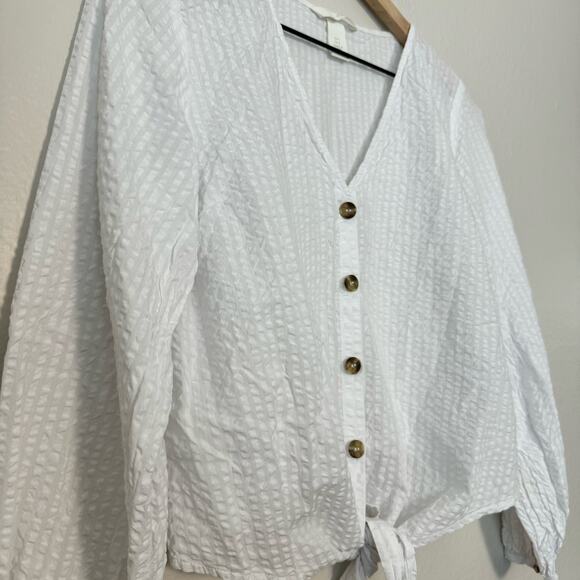 H&M Womens White Sheer Blouse V-Neck Button Tie Front Lightweight Girly Size 8 - Picture 2 of 7